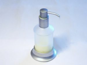 Using a Soap Dispenser to Maintain Hygiene During Oncology Nursing Seminars